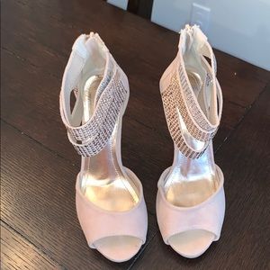 Anne Michelle nude heels. Size 8